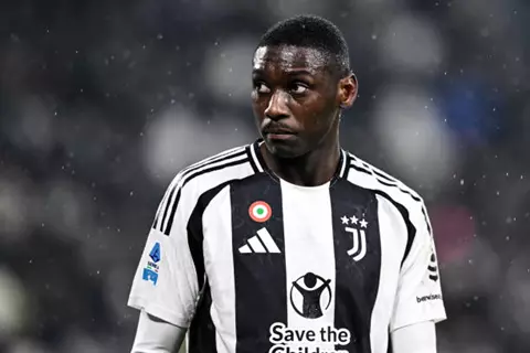 تقارير: نيوكاسل ودوري الأبطال يهددان بقاء كولو مواني في يوفنتوس